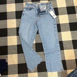HIGH RISE Z1975 STRAIGHT LEG JEANS NWT